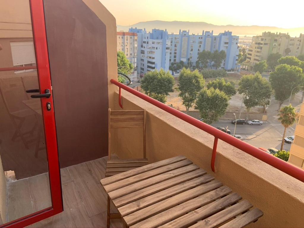 La Línea de la Concepción Room In A Shared Apartment Touching The Border :) المظهر الخارجي الصورة
